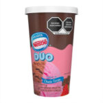 Helado Nestlé  dúo choco fresa 671 g